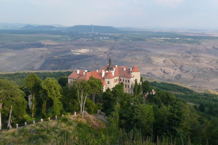 zámek Jezeří zámek Jezeří